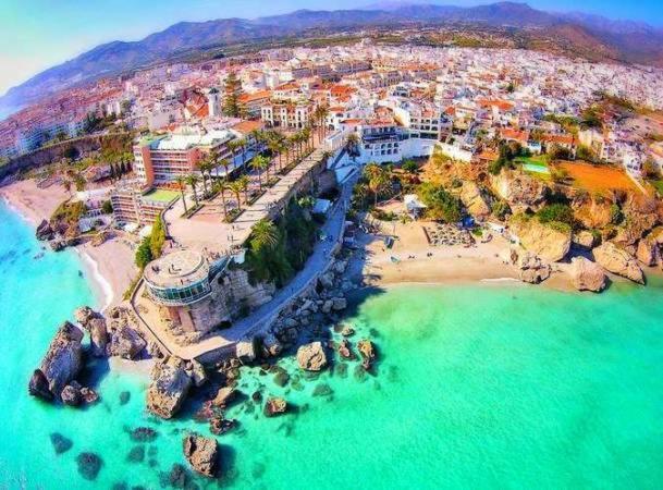 Apartmán Loft Moderno Y Acogedor Centrico Y Silecioso Nerja Exteriér fotografie